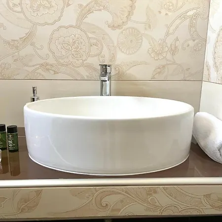 Art Aparthotel *