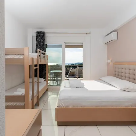 Art Aparthotel Neos Marmaras