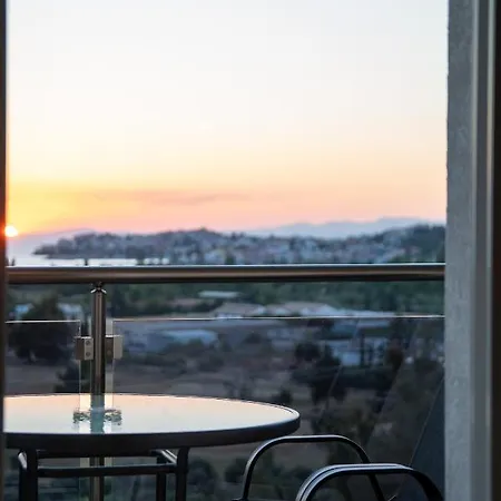 Art Ξενοδοχείο με διαμερίσματα Νέος Μαρμαράς
